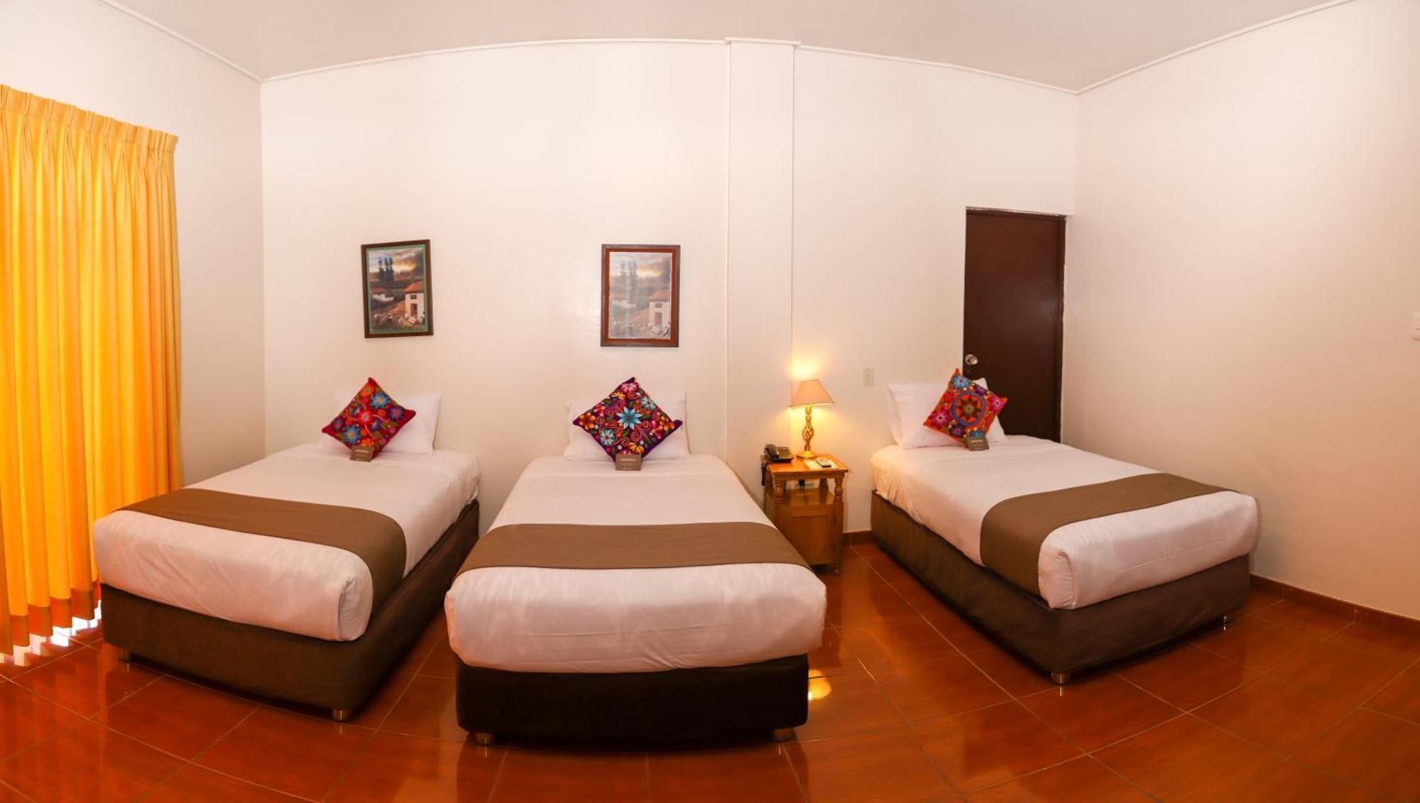 Dm Hoteles Ayacucho Bagian luar foto