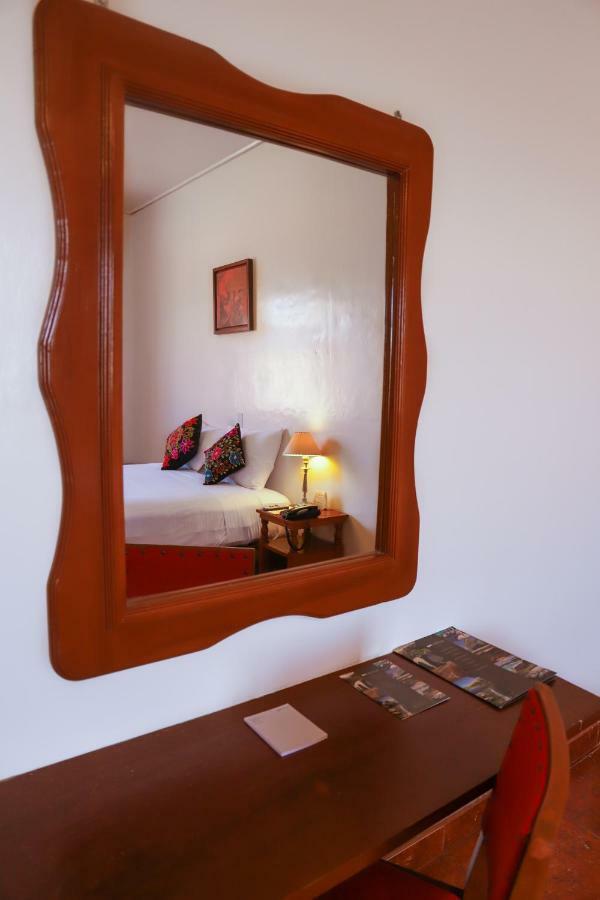Dm Hoteles Ayacucho Bagian luar foto