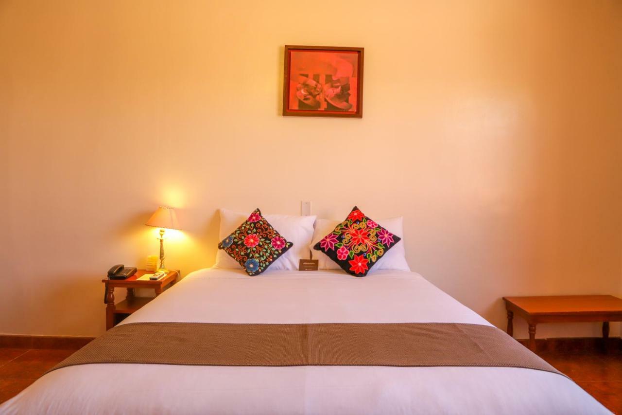 Dm Hoteles Ayacucho Bagian luar foto